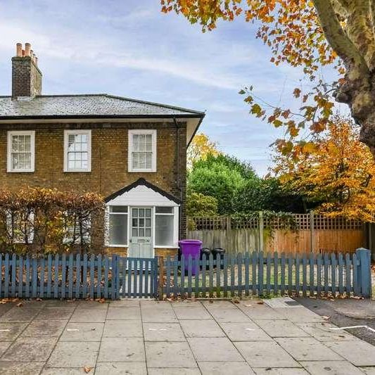 Thermopylae Gate, Isle Of Dogs, E14 - Photo 1