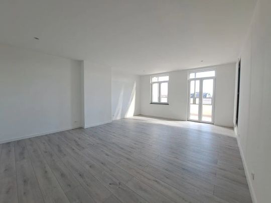 Mooi ruim gerenoveerd appartement op wandelafstand van Hasselt centrum - Photo 1