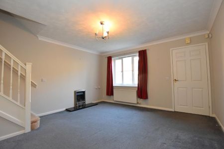 3 bedroom terraced house to rent - Photo 2