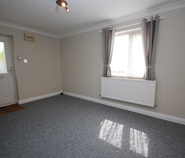 1 bedroom Terraced House to let - Photo 3