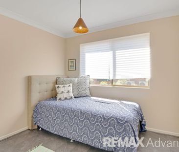 Spacious Unit - Close to the Beach! - Photo 4