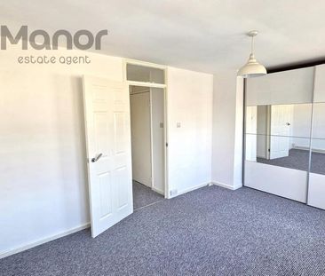 3 bedroom maisonette to rent - Photo 2