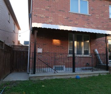 For Lease - 19 Blazing Star Dr. Drive, Brampton, Ontario - Photo 5