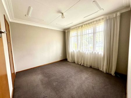 A tidy three bedroom home! - Photo 5