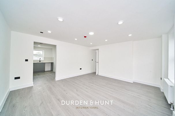 Birkbeck Mews, London - Photo 1