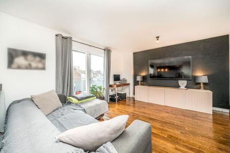 2 bedroom flat to rent - Photo 2