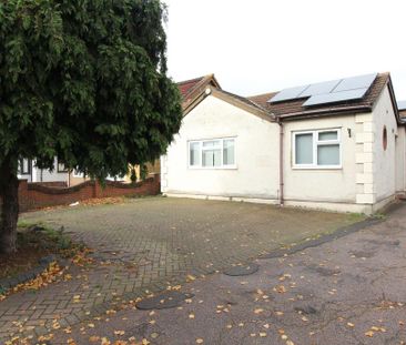 3 bedroom bungalow to rent - Photo 3