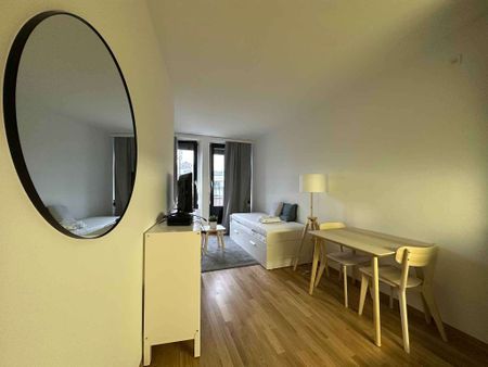 Studio meublé en attique Centre Ville - Photo 4