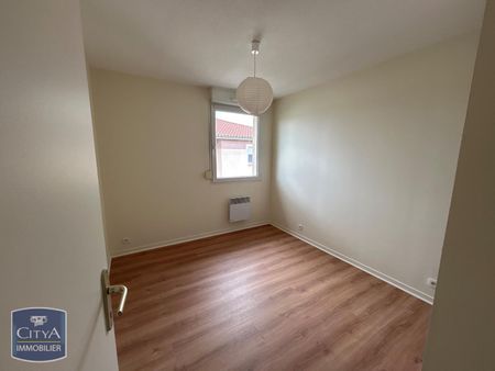 Location Appartement 3 pièces 61m² AUBIERE 63170 - Photo 4