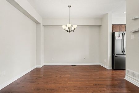 For Lease - 319 LIVERY Street, Kanata, Ontario - Photo 4