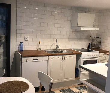 Södra Ekelöv, Hålta - Photo 1