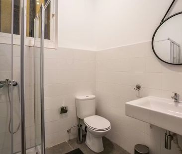 Calçada do Marquês de Abrantes, Lisbon, Lisbon 1200-163 - Photo 2