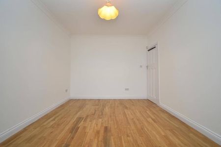 3 bedroom bungalow to rent - Photo 4