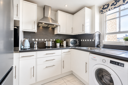 1 bedroom flat to rent - Photo 4