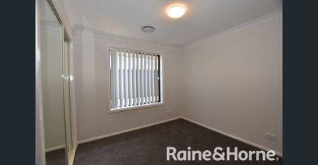 Spacious Family Home in North Orange - Photo 5