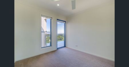 Stunning Townhouse on Buderim - Photo 4