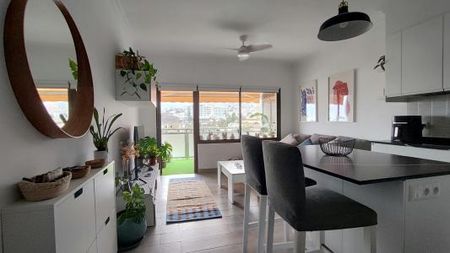A charming duplex flat in the centre of Puerto de La Cruz is available to rent on a seasonal basis. Shops nearby. Comfortable. - Photo 5