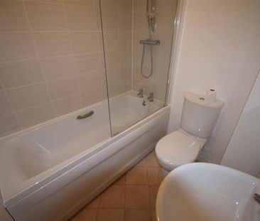 2 bedroom terraced house to rent - Photo 5