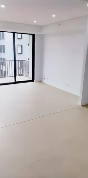 2 bed 2 bath - Photo 1