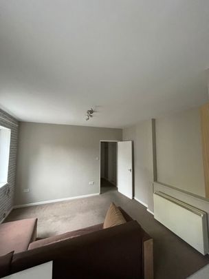 2 Bed Flat, Ascupart Street, SO14 - Photo 1