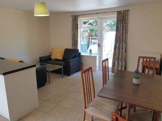 6 bedroom terraced house to rent - Photo 1