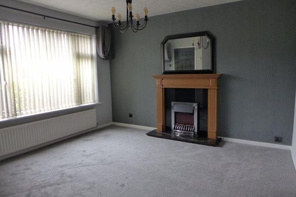 3 bedroom semi-detached house to rent - Photo 1