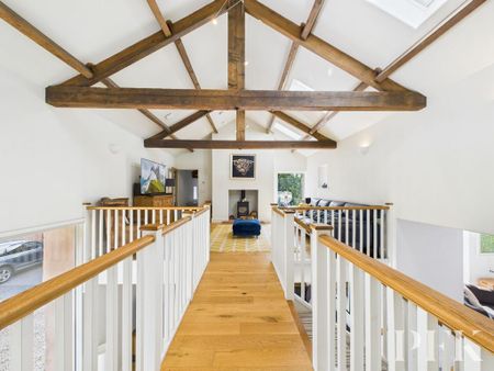 5 bedroom barn conversion to rent - Photo 3