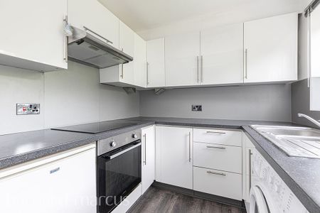 Pages Hill, Muswell Hill - Photo 4