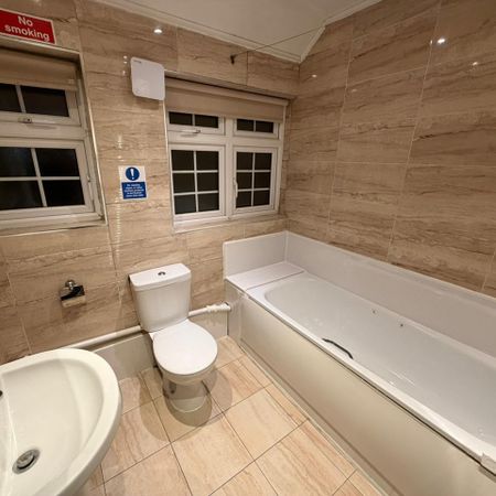 Room in a Shared House, Monks Park, HA9 - Photo 4