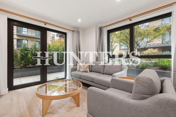 1 bedroom Flat To Let - Photo 1