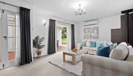 Hop, Skip and A Jump To Roskill Schools! - Photo 3