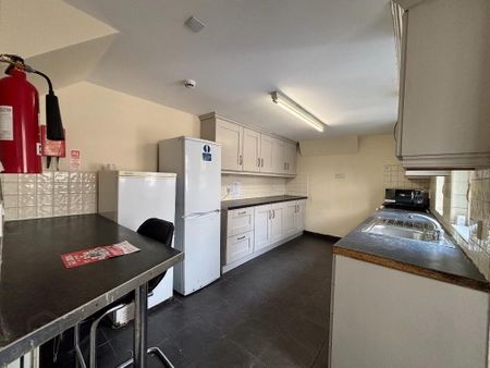 16 Eblana Street, Belfast, BT7 1LD - Photo 5