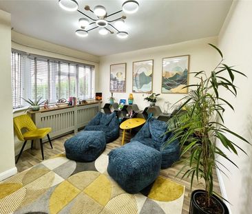 Longford Avenue, Feltham, TW14 9TH - Photo 2