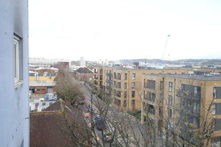 Anglesea Terrace, SO14 - Photo 4