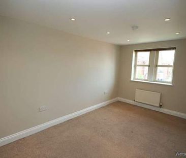 4 bedroom property to rent in Warrington - Photo 4