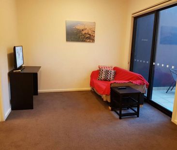 Fully furnished 2-bedroom apartment near Monash Uni (Caulfield) - Photo 3