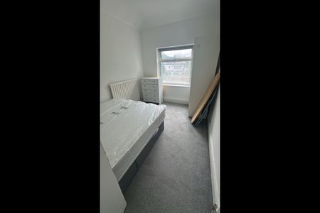 Room in a Shared House, Hendale Avenue, NW4 - Photo 2