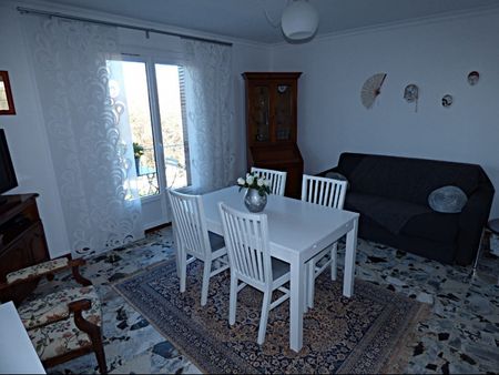 AVIGNON EXTRA MUROS: Porte Saint Lazare: Très bel appartement climatisé entièrement restauré avec deux chambres pour 4 personnes - Photo 4