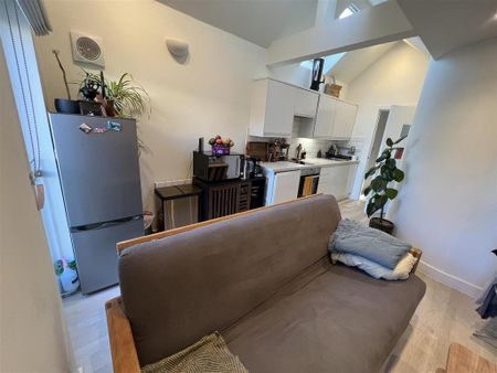 1 bedroom flat to rent - Photo 5