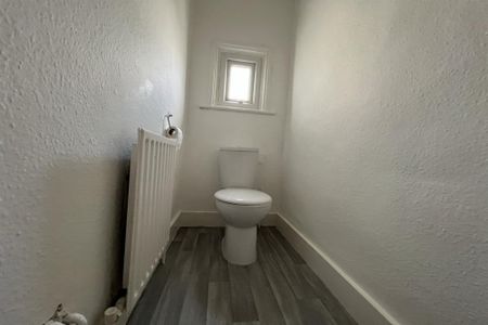 2 bedroom property to rent - Photo 5