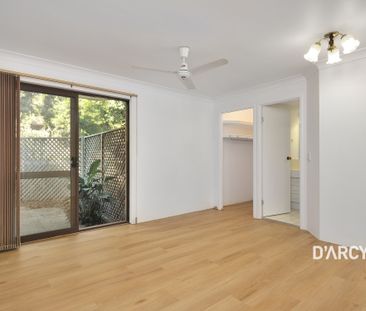 1/18 BOTT ST - Photo 3