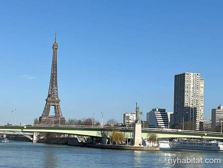 Logement à Paris, Location meublée - Photo 3