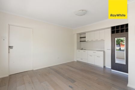 1/150 Monaro Crescent, Red Hill ACT 2603 - Apartment For Rent | Domain - Photo 5