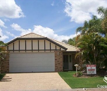 4 bedroom house in the Avenue Sunnybank Hills - Photo 5