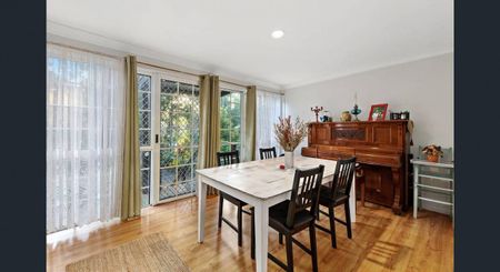 Charming Family Home in Boreen Point - Photo 5