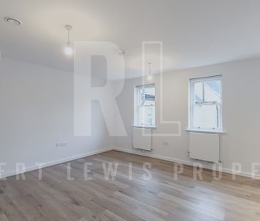 Modern Two Double Bedroom – High Barnet EN5 5TY - Photo 1