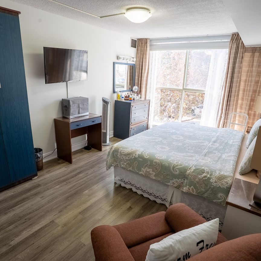 For Lease - 4185 Shipp Drive Unit# 212, Mississauga, Ontario - Photo 1