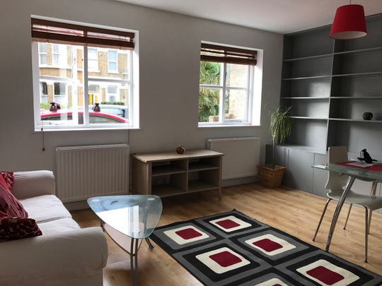 1 Bed Flat, Mount Pleasant Road, SE13 - Photo 1