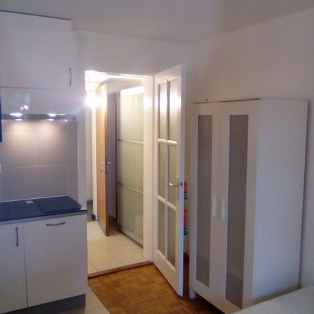Vevey, Av. du Major Davel 9b, studio meublé avec douche/WC et kitchenette - Photo 4