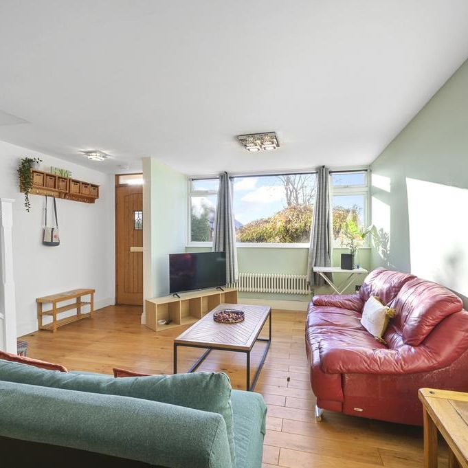 4 bedroom house to rent - Photo 1